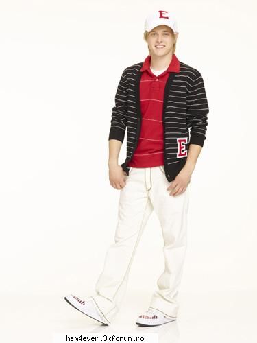 POZE - POZE CU FRUMOS LUCA-RYAN! - LUCA GABREEL(RYAN EVANS)