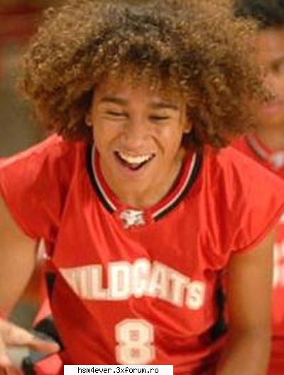 POZE..! - Ma face sa rad parul lui,caraghios - CORBIN BLUE(CHAD Danford)
