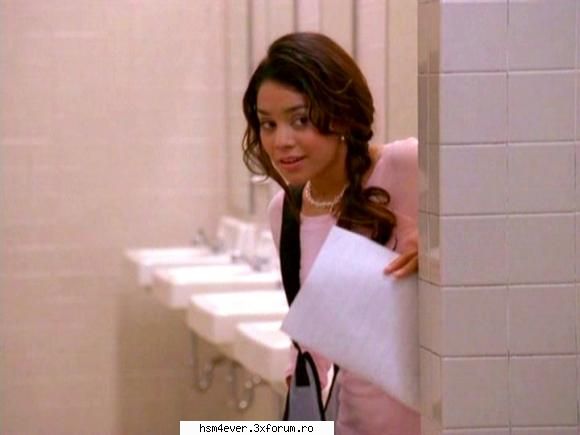 POZE CU VANESSA-GABRIELLA - mady-sharpey - vanessa anne hudgens(gabriella montez)