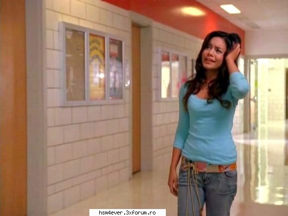 POZE CU VANESSA-GABRIELLA - mady-sharpey - vanessa anne hudgens(gabriella montez)