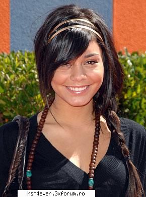 POZE CU VANESSA-GABRIELLA - andy - vanessa anne hudgens(gabriella montez)